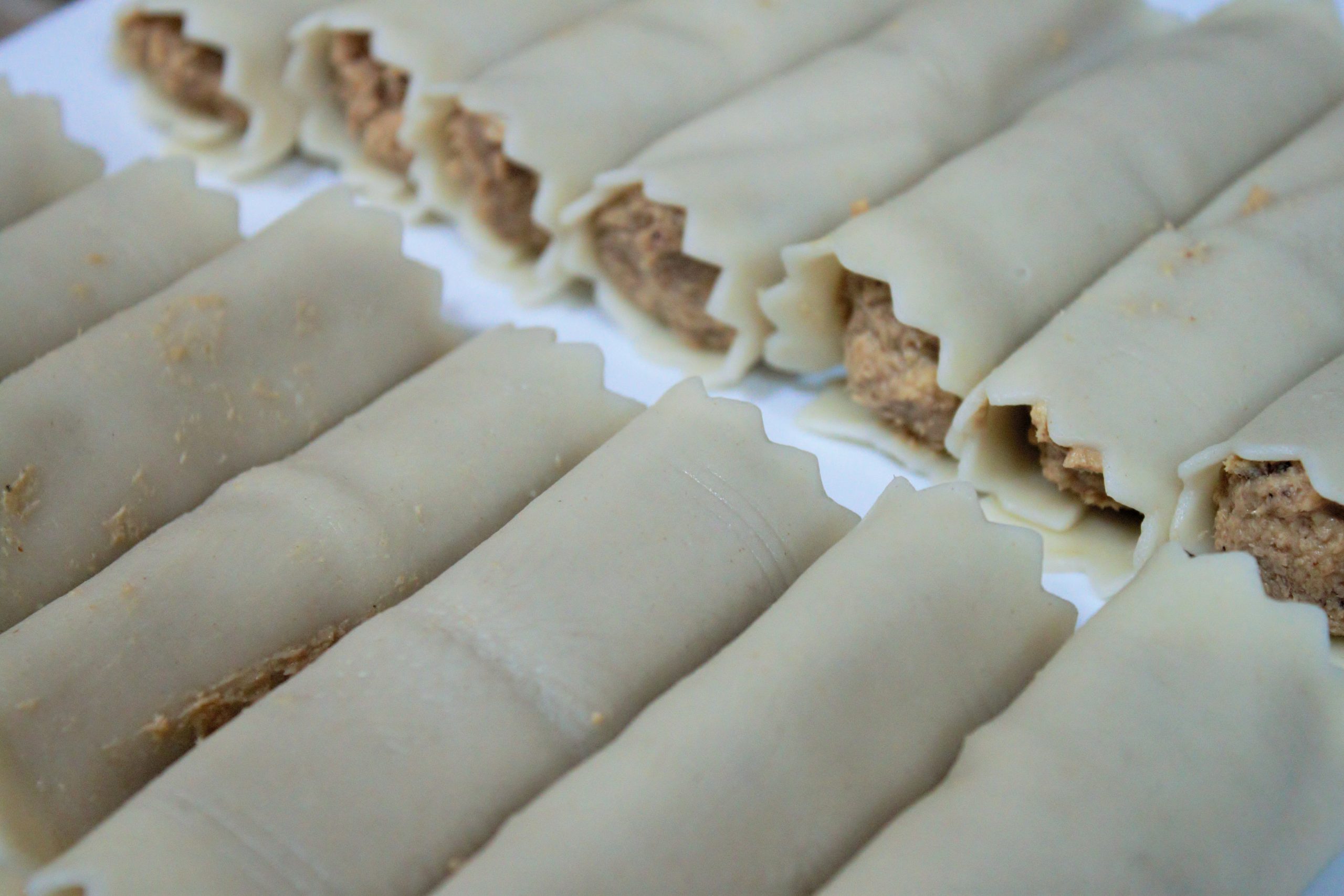 Canelones ya terminados de enrollar