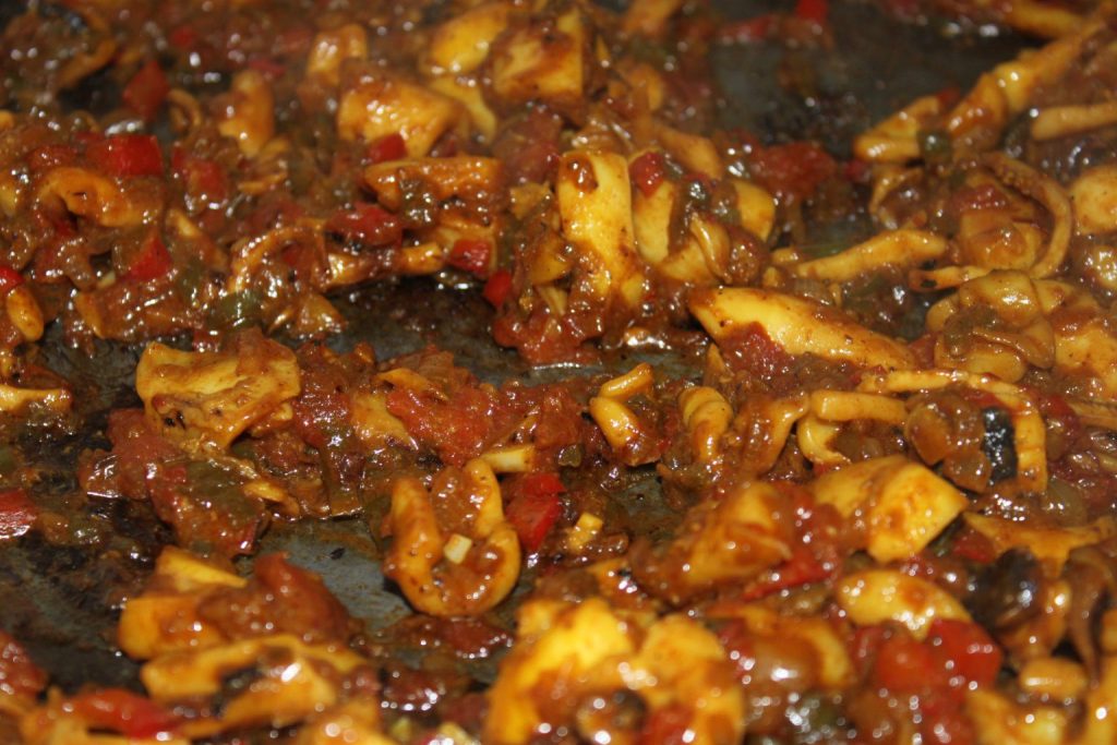 Sofrito con la sepia muy caramelizado