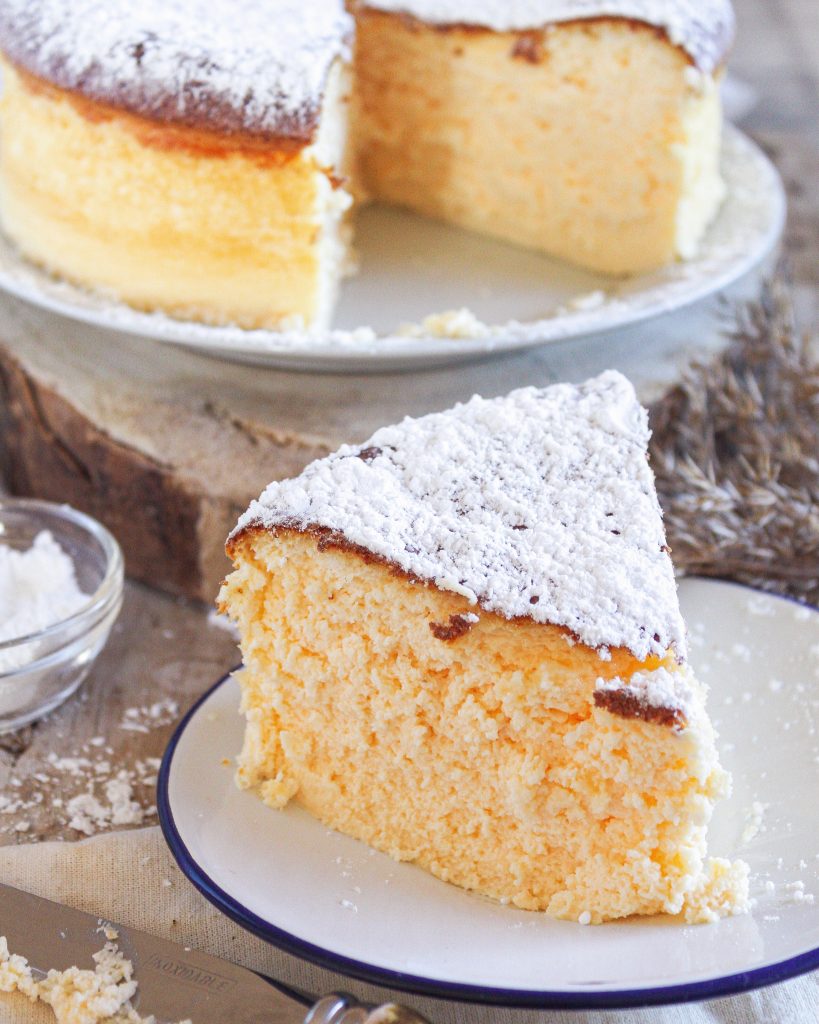 Tarta de queso japonesa ultra esponjosa espolvoreada con az&uacute;car glas estilo nube Soulfood